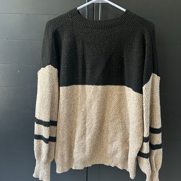 Tan & Black woman's Knit Sweater Size 1XL - Picture 4 of 4